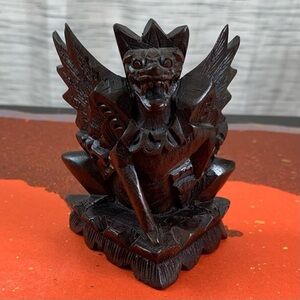 NWT small Asian carved wooden Dragon.